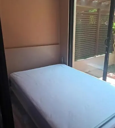 Les Bastides Au Calme Joli Avec Terrasse - Parking - Piscine - Clim Apartment *